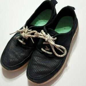 Reef Rover Low LX women’s‎ size 8.5 black sneaker
